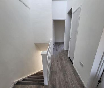 3 bedroom terraced house to rent - Photo 6