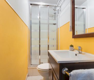 Bright exterior room in Plaza Mayor - Photo 1