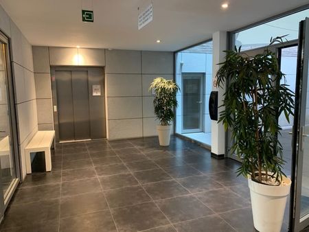 Appartement te huur - Foto 3