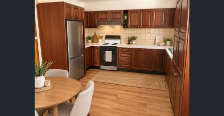 LARGE 4 BEDROOM HOUSE WITH HUGE BACKYARD! - Photo 4