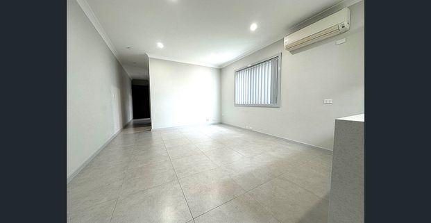 Modern 2-Bedroom Unit in Prime Panania Location - Photo 1