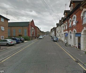 5 Bed Terraced House, Cardigan St, LU1 - Photo 1