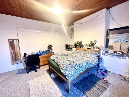 5 bedroom house share to rent - Photo 1