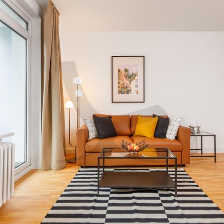 Perfect City Life - Photo 3