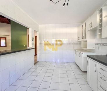 Casa de Condomínio Para Alugar Em Parque Da Fazenda de 270.00 m² Co... - Photo 6