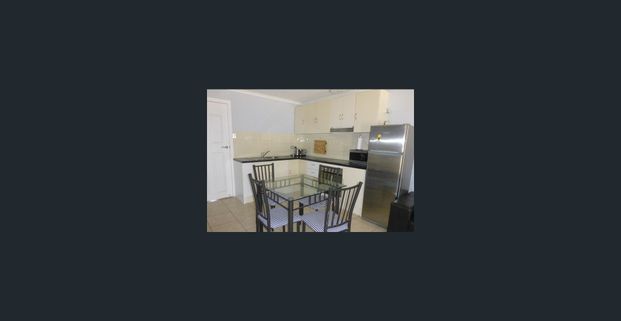 Cozy 2-bedroom Unit in Mackay - Photo 1