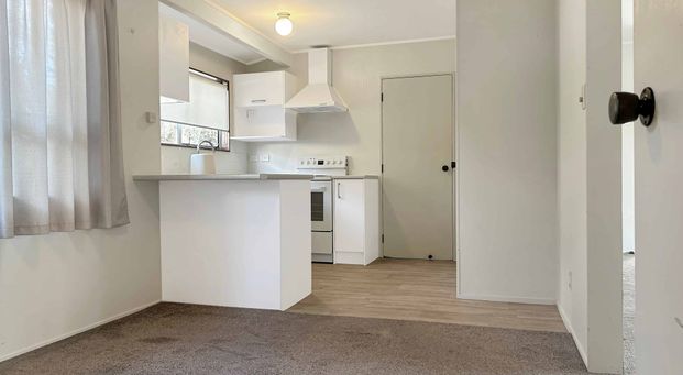 1/1 Eastwood Rise - 3 Bedrooms, 2 Bathrooms - Photo 1