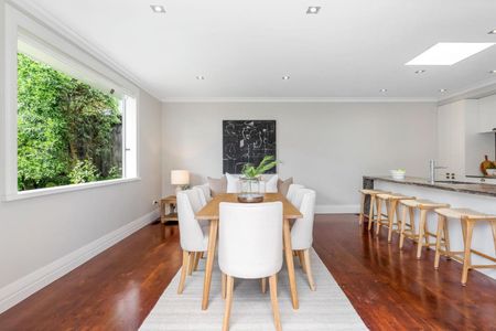 Immaculately presented Character Home - Photo 4