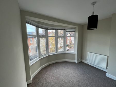 2 Bed Flat, Howard Road, E17 - Photo 2