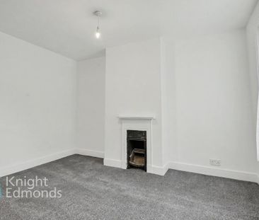 3 bedroom terraced house to rent - Photo 6