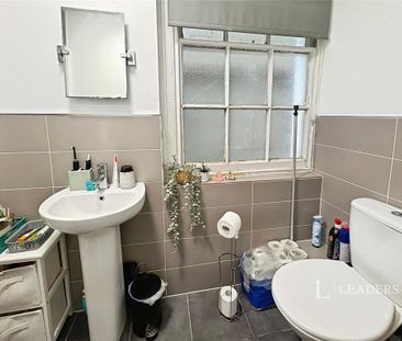 1 bedroom house to rent - Photo 3