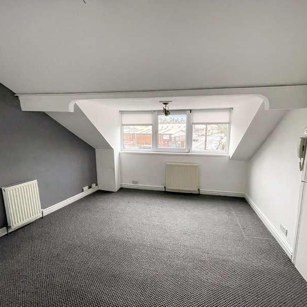 Flat B, Skipton Road, Harrogate, North Yorkshire, HG1 - Photo 1