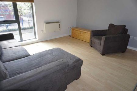 1 bedroom apartment to rent - Photo 2
