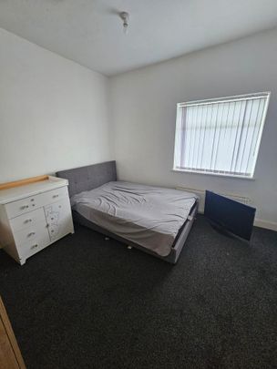 3 bedroom townhouse to rent - Photo 1