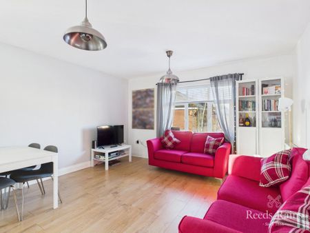 2 bedroom apartment to rent - Photo 3