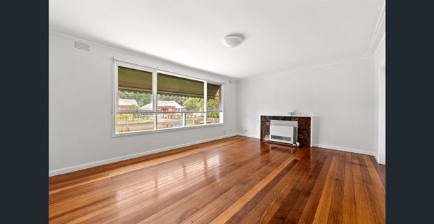 Affordable Family Home in Prime Box Hill Location - Photo 1