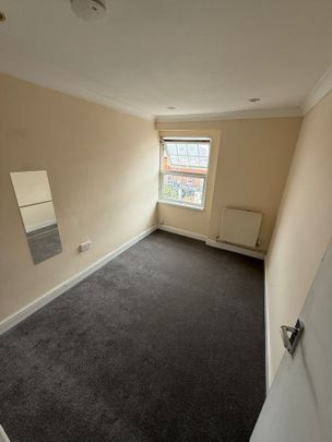 3 Bed Flat, Oxford Road, RG1 - Photo 1