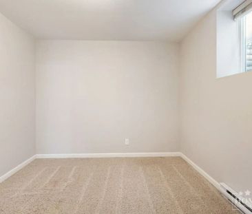 18864 68 Ave — Charming 2-Bedroom Basement Suite in the Heart of Cl... - Photo 6