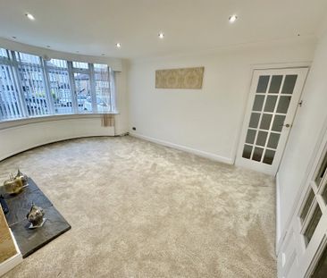 Carr Manor Road, Leeds - Photo 2