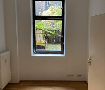 Topsanierte attraktive 3-Zi.-Denkmal-Altbau-EG-Whg. Terrasse gepl - Photo 3