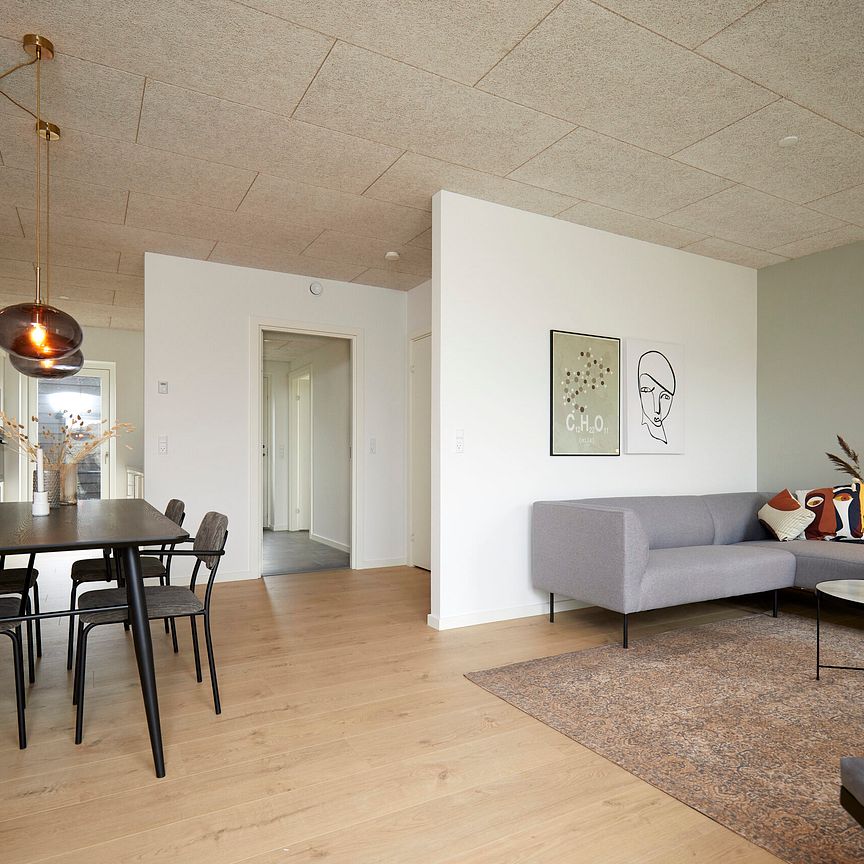 Lækkert rækkehus med plads til hele familien - Foto 1