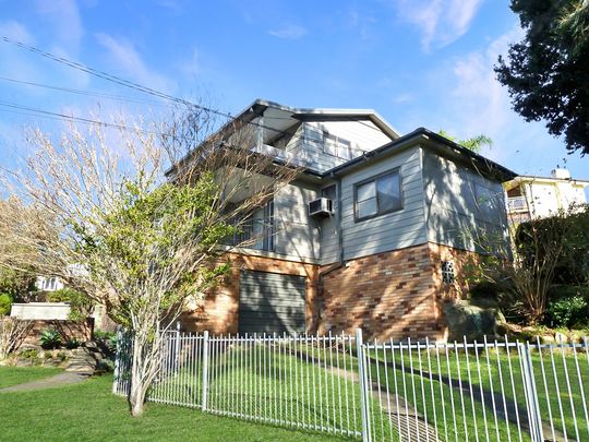 5 Bass Street, Putney NSW 2112 - House For Rent | Domain - Photo 1