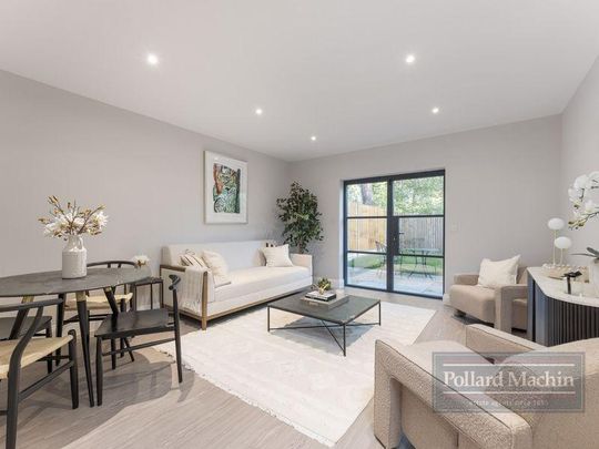 4 bedroom terraced house to rent - Photo 1