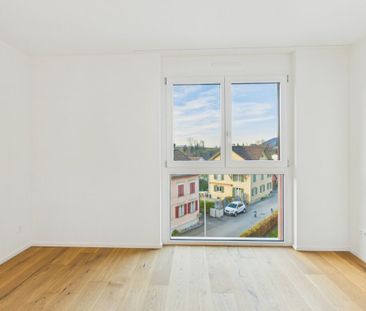 Moderne Attika mit grosser Terrasse und Ausblick - Photo 6