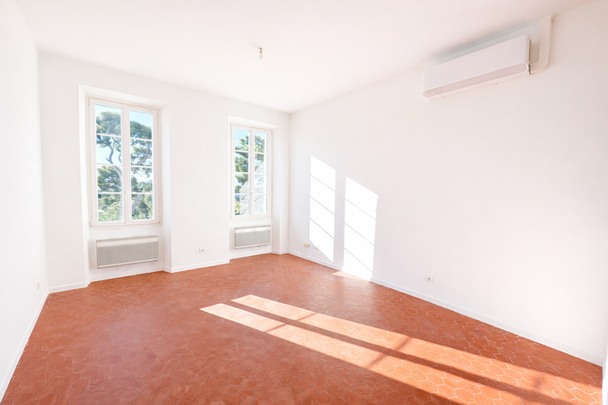 Location Appartement 4 pièces 93m² MARSEILLE 12ème - Photo 1