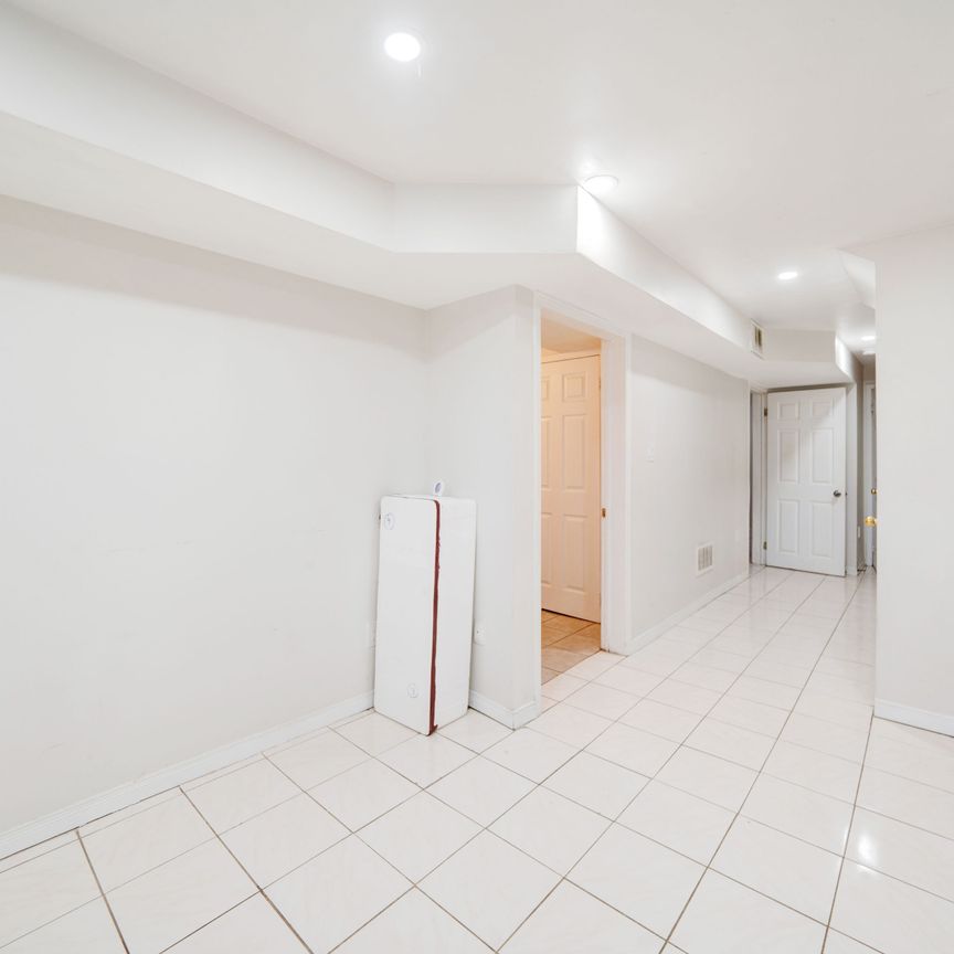 For Lease - 5 Claresholme Drive, Toronto, Ontario - Photo 1