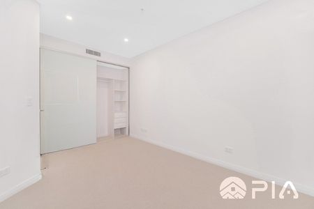 One bedroom apartment for lease**entry from block C on Hamilton Crescent West** - Photo 4