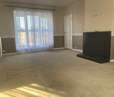 Tudor Crescent, Ilford, IG6 - Photo 1