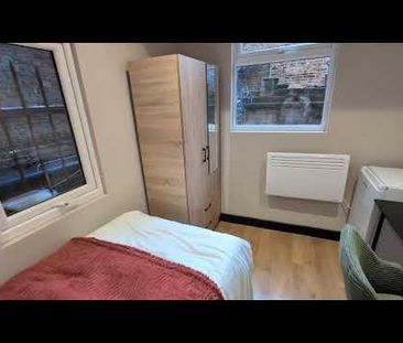Studio Flat, Stoke Newington High St, N16 - Photo 3