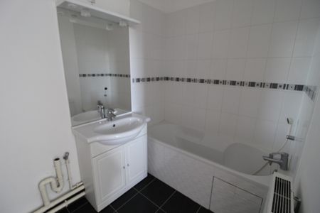 Location Appartement 2 pièces 42m² - Photo 3