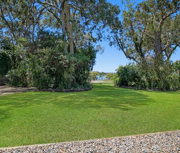 34-38 Marine Street, Macleay Island QLD 4184 - Photo 3