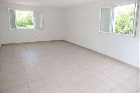 Location Maison 4 pièces 103m² - Photo 5