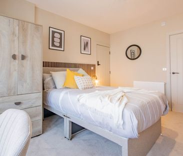 1 Bedroom - Photo 5