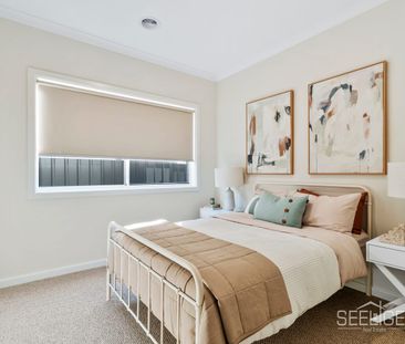 A Masterpiece in Silverwoods Estate! - Photo 5