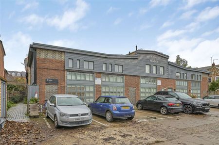 A lovely one bedroom flat in a unique development in Wimbledon. - Photo 4