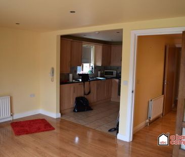 Apt 2, 53 Ballyclare Road, Glengormley, Newtownabbey, BT36 5HQ - Photo 1
