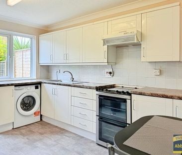 Anne Bartholomew Road, Thetford - Photo 2