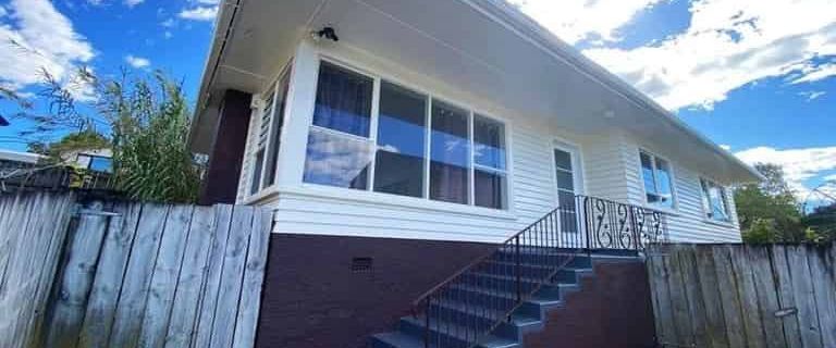 4 Bedroom Mount Roskill - Photo 1