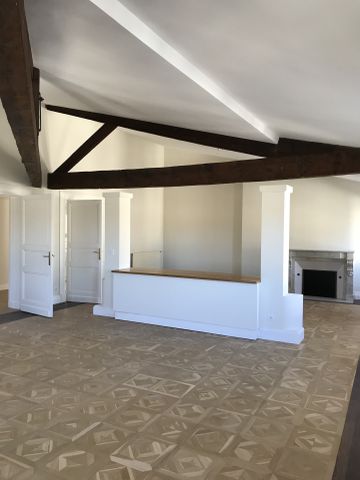 Location Appartement 5 pièces 163m² BORDEAUX 33000 - Photo 2