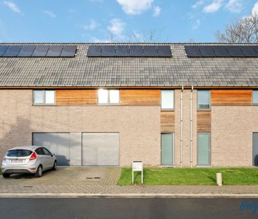 Energiezuinige woning met 4 slaapkamers, tuin en garage in Rumbeke - Photo 1
