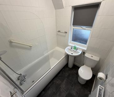 Rosedale Road, Birkenhead - Photo 3