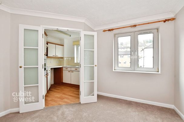 1 bedroom apartment to rent - Photo 1