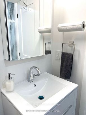 For Lease - 115 Bonny Meadows Drive Unit# Lower L, Aurora, Ontario - Photo 1