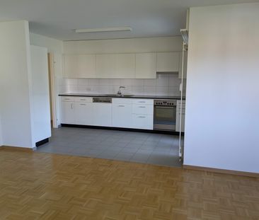 Grosszügige 2-Zi-Whg an ruhiger Lage im Grünen und Nahe zum Dorfkern - Photo 4