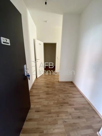 Große 2-Zimmer-Erdgeschoßwohnung mit Terrasse - Foto 3