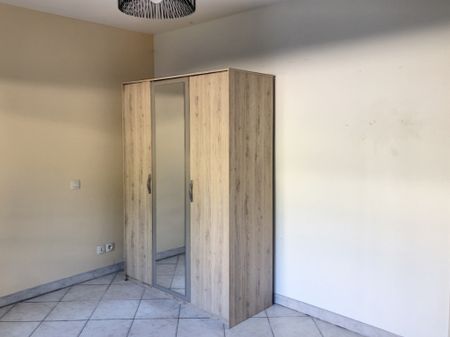 Location Appartement 1 pièce 21m² - Photo 3